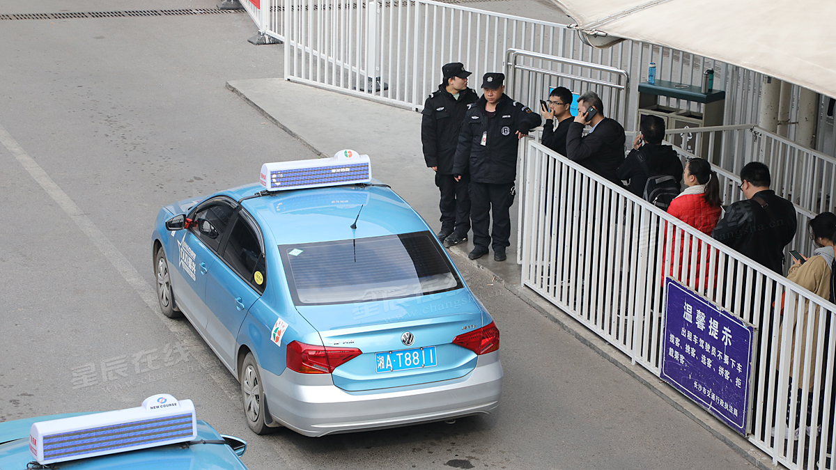 大图| 这样的长沙南,粉了!